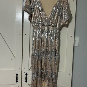 Elegant Sequin Evening Dress